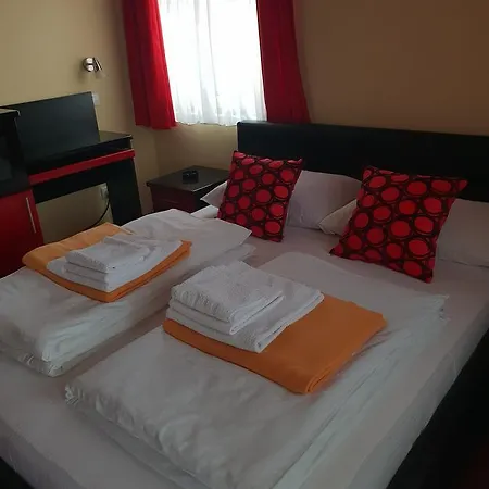 Motel Aroma 4*