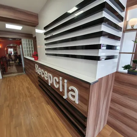 Motel Aroma 4*